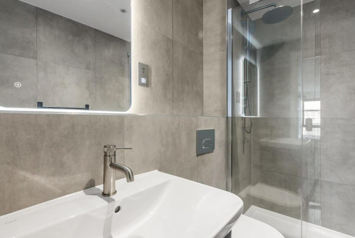 Stayzeni, Ouse Court York Smart 2 Bed Apartment المظهر الخارجي الصورة